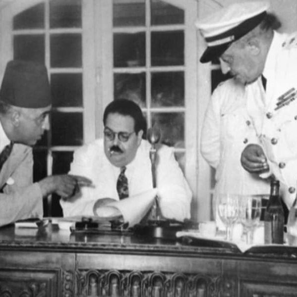 فؤاد باشا سراج الدين وزير الدخلية في 1952&nbsp;