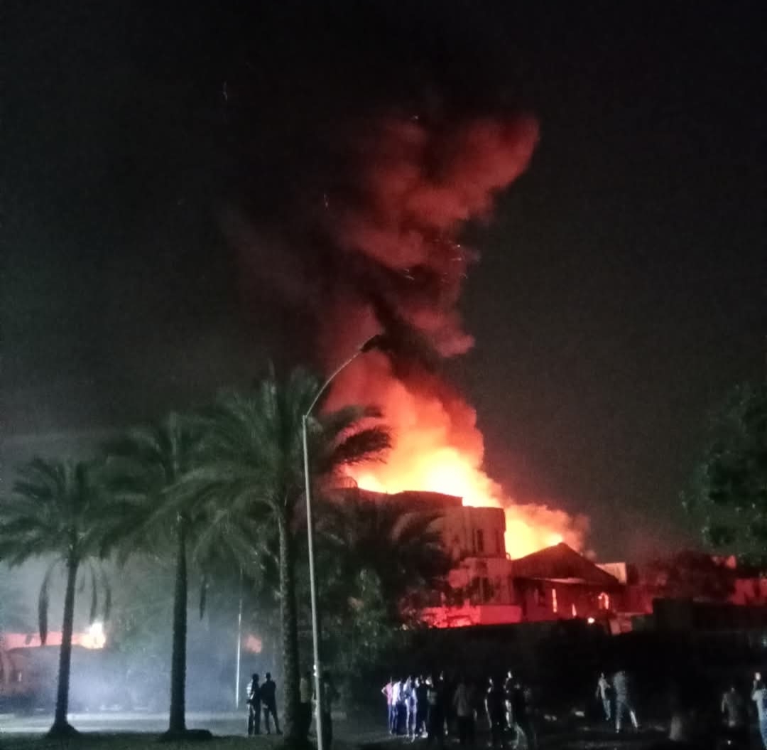 حريق مصنع العاشر