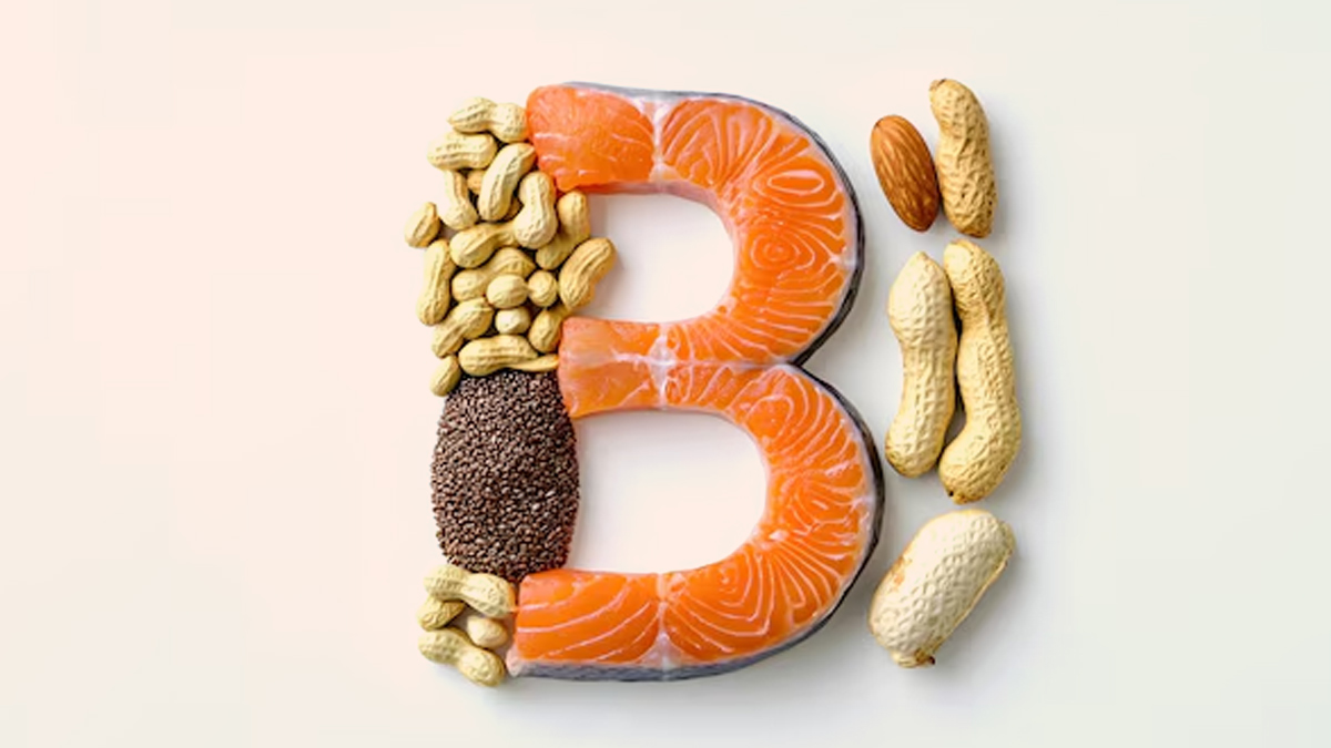 فيتامين B12