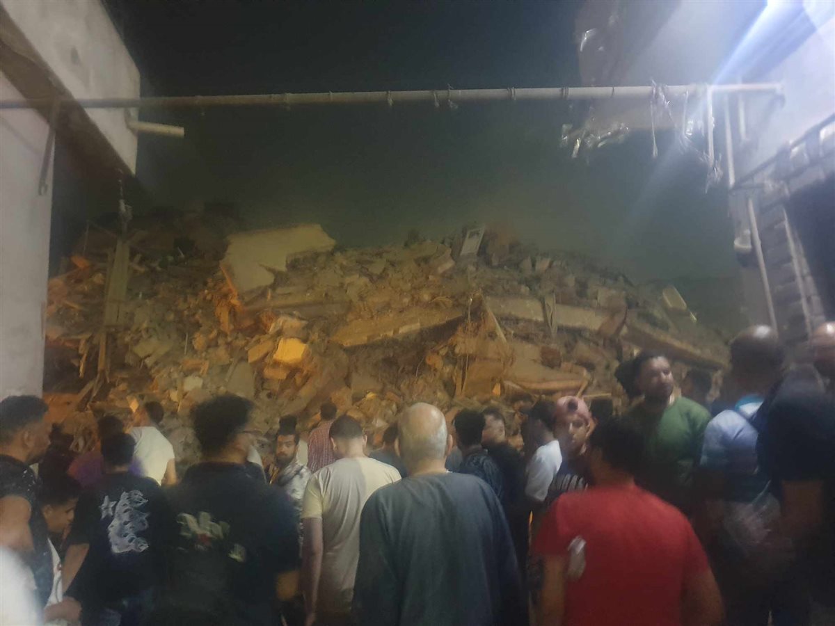 انهيار عقار بالسيدة زينب