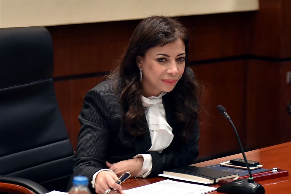 الوزيرة السابقة داليا خورشيد