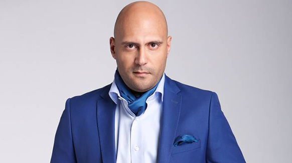 الفنان وليد فواز