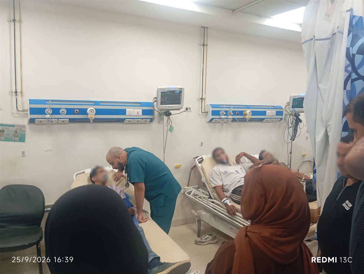 جانب من متابعة الحالة الصحية للمصابين