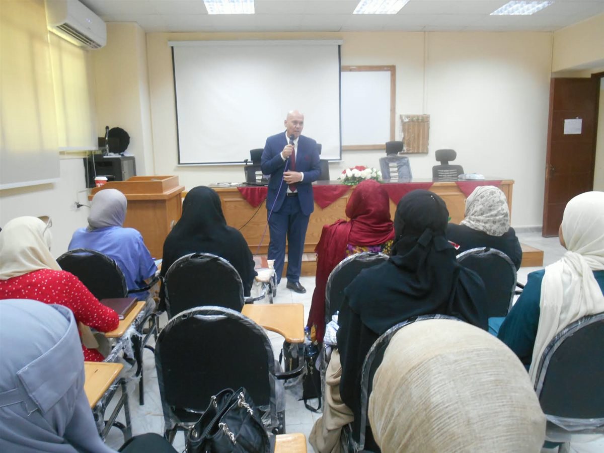 الندوات