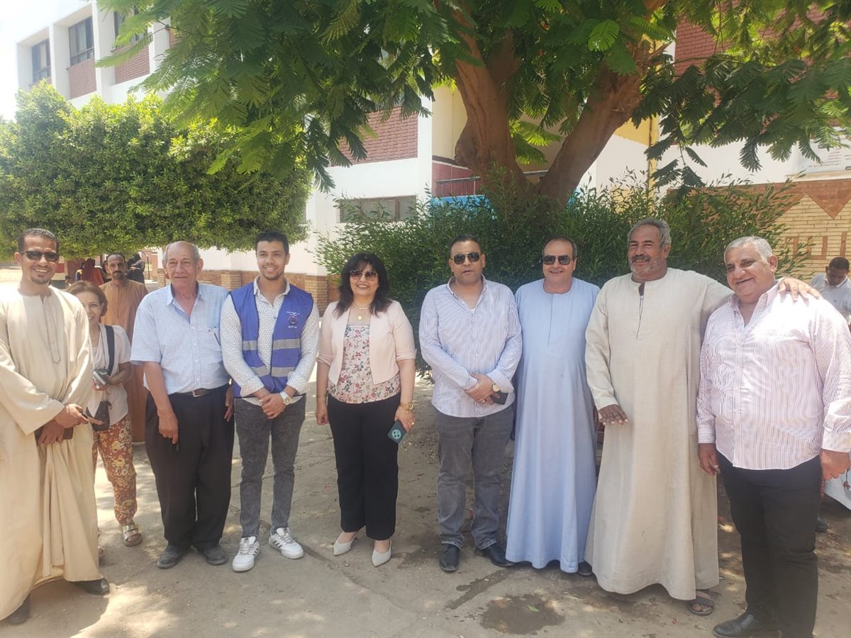 779b2f03-e0c8-4040-875e-c27fa8ad547e