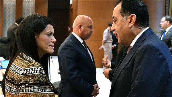 وزيرة لتخطيط ورئيس مجلس الوزراء 