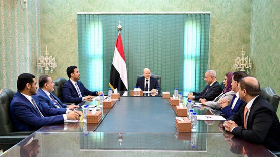 اجتماع رئيس مجلس القيادة الرئاسي اليمني الدكتور رشاد العليمي
