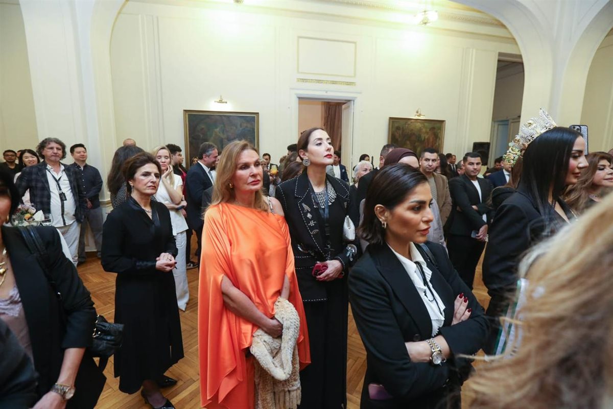 حضور الفنانين المصريين حفل استقبال السفارة التركية