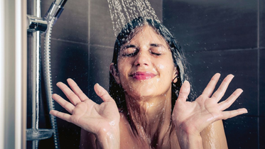 الماء الساخن 