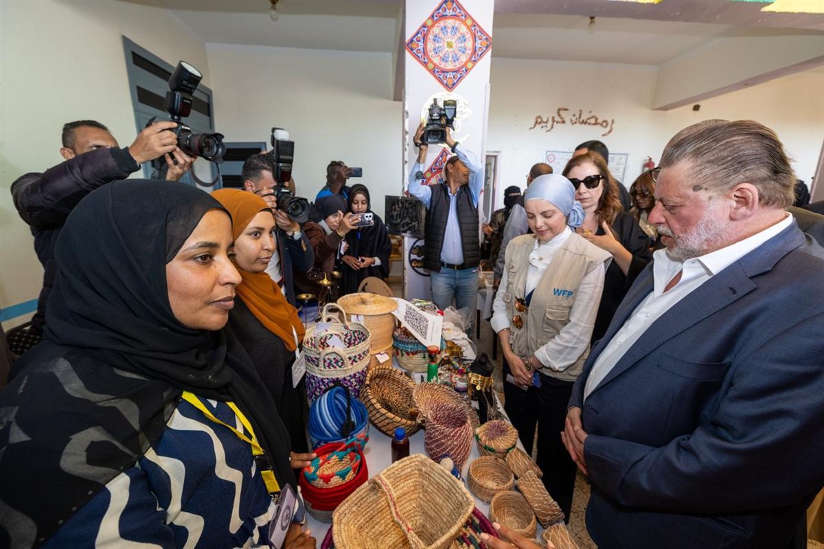 b6071f5d-1a62-4ca2-a087-38b9463cdf5b