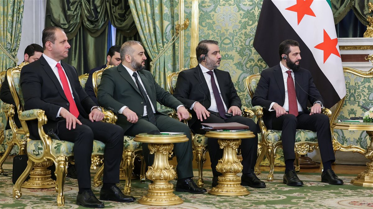 الوفد السوري المصاحب لأحمد الشرع