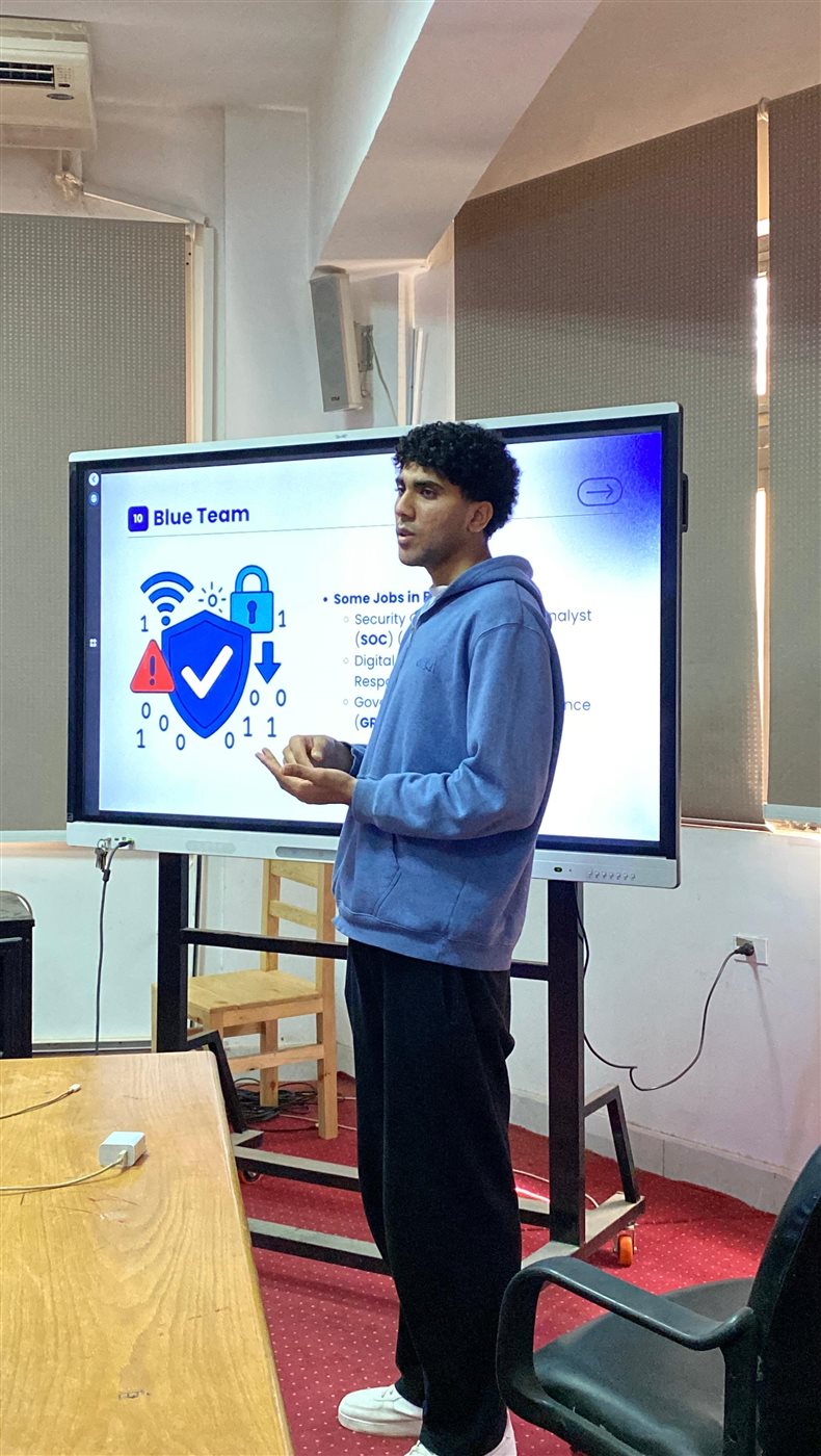 جانب من فاعليات الورش