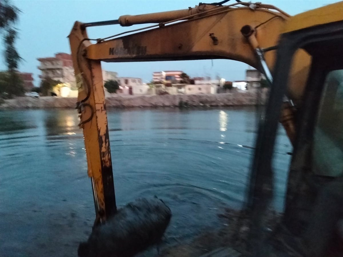 إنهاء أزمة انقطاع مياه الرى عن قرى &nbsp;أبوصوير في &nbsp;الإسماعيلية&nbsp;