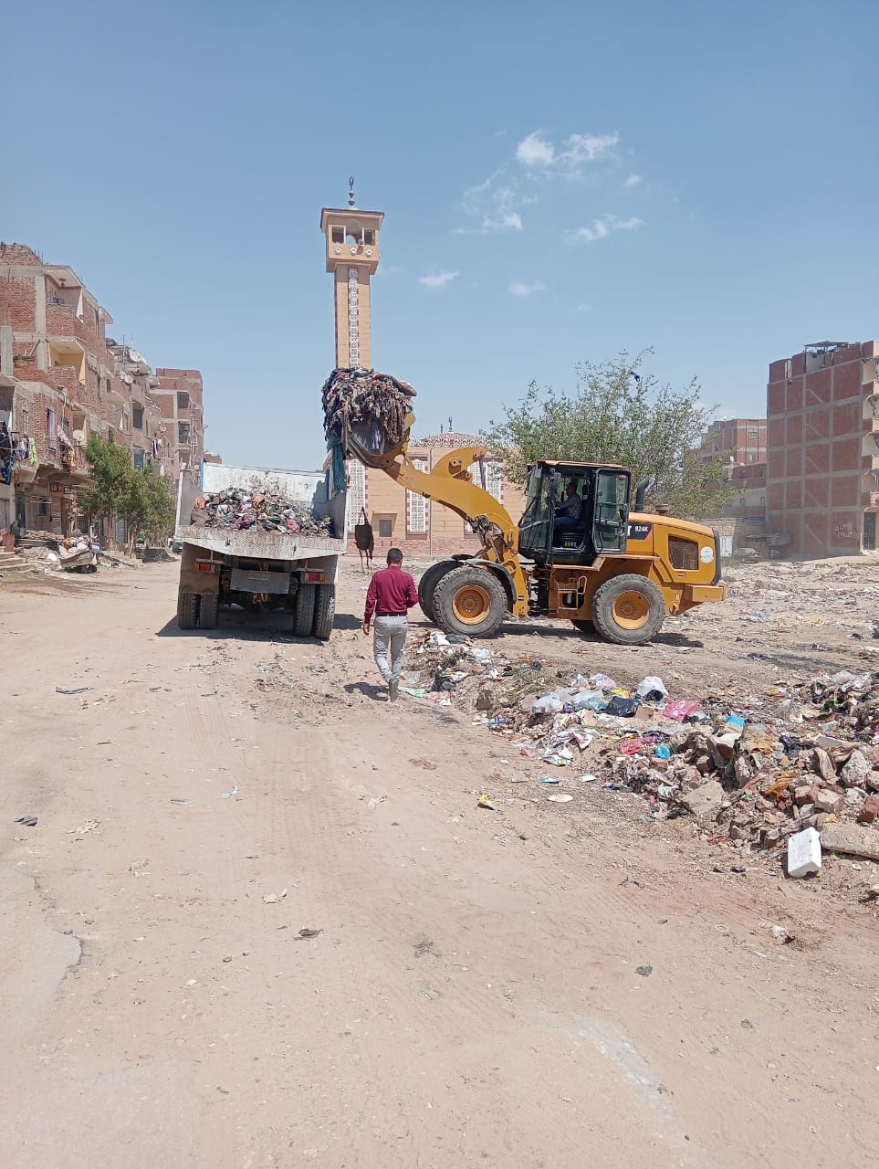 حملة نظافة مكبرة بالكيلو 2