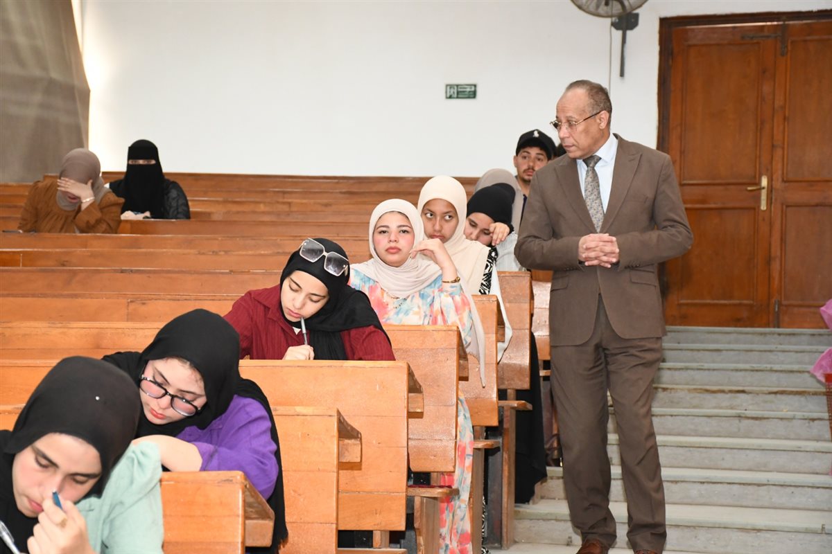 الامتحانات بجامعة قناة السويس&nbsp;