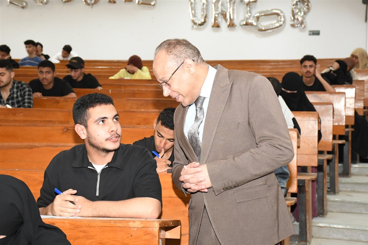 الامتحانات بجامعة قناة السويس&nbsp;