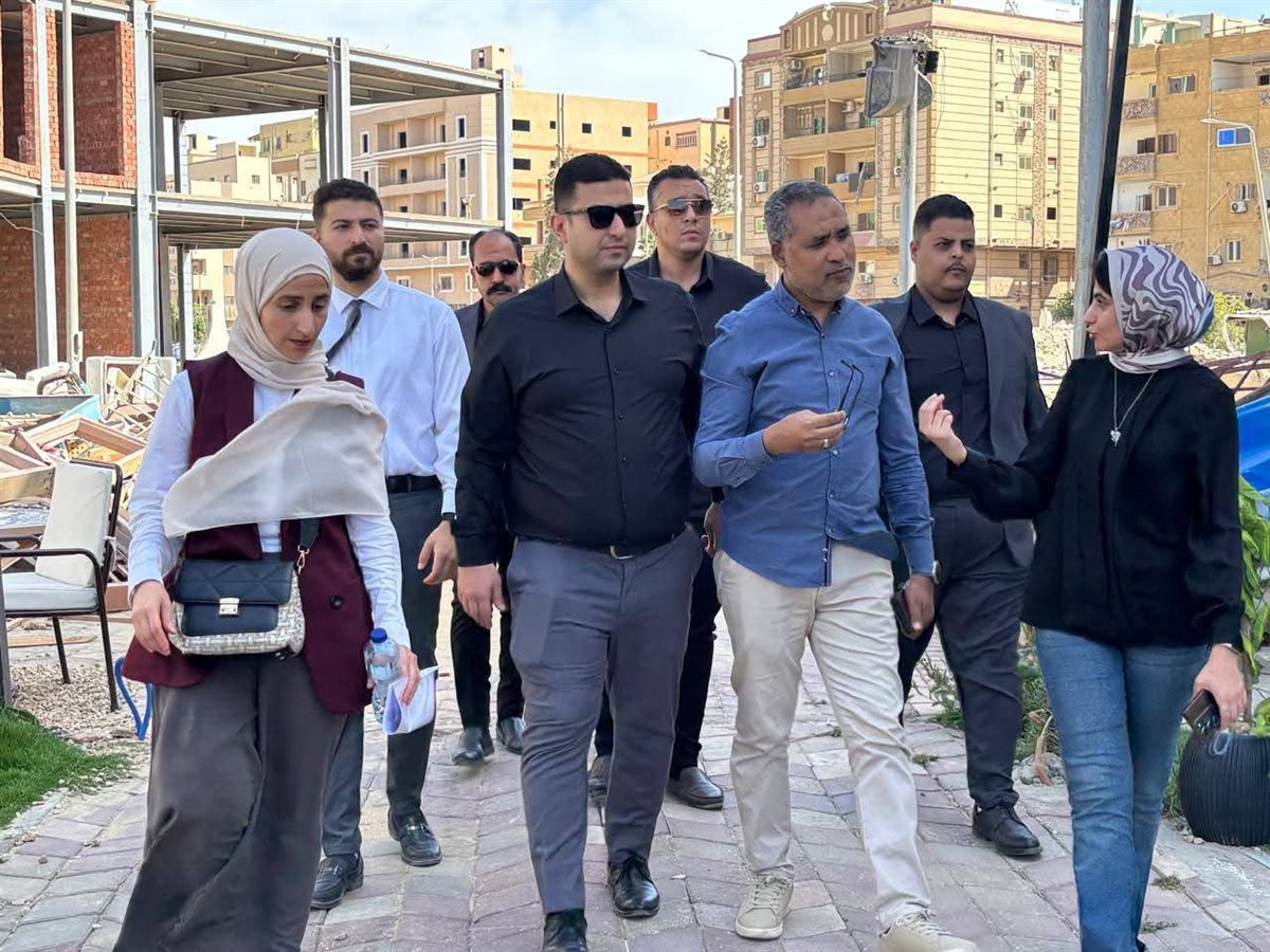 جولة مدير فرع الرعاية الصحية بمخازن الإمداد
