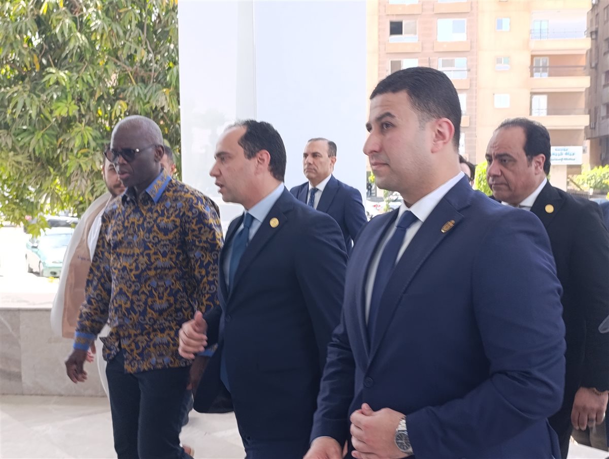 مستشفى رعاية الافتراضي