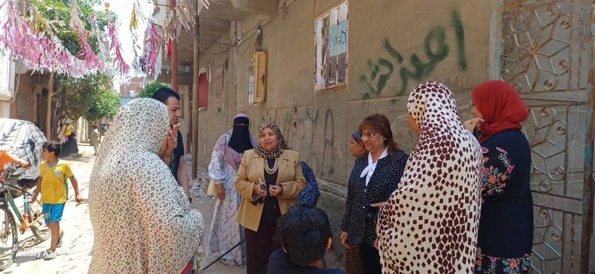 جانب من حملة طرق الأبواب في محافظة الإسماعيلية&nbsp;