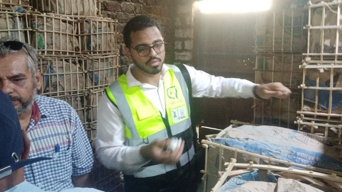 حملة مكبرة على مصانع الجلاب في قنا