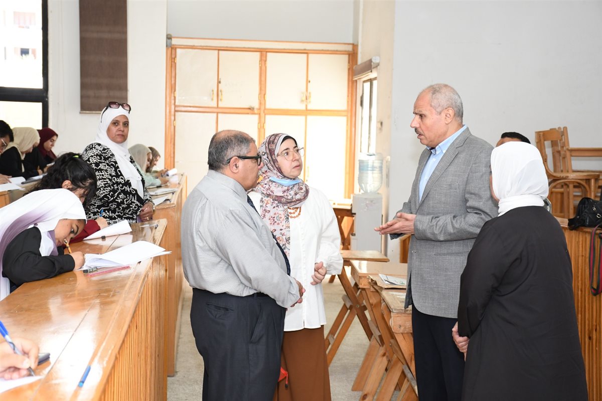 جولة رئيس الجامعة&nbsp;