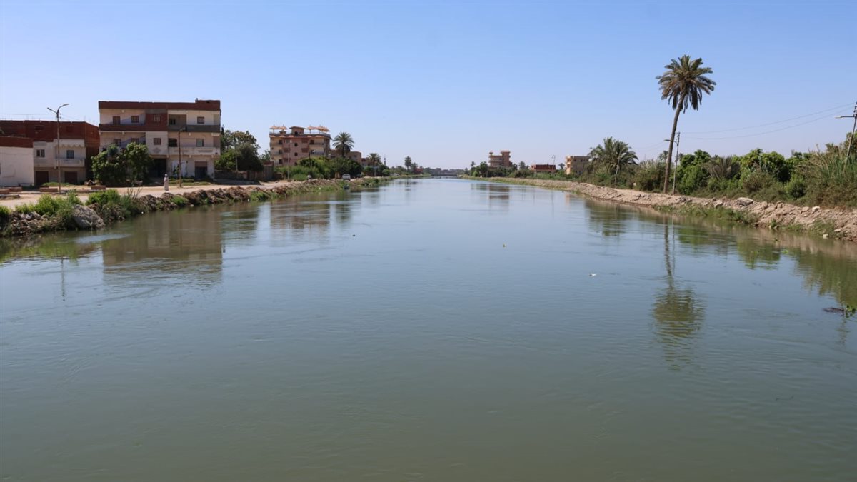 جانب من زيارة وزير الرى للإسماعيلية اليوم