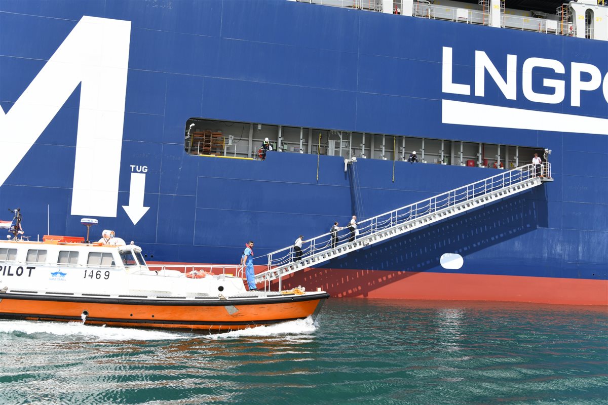 سفينة الحاويات الفرنسية العملاقة CMA CGM NOTRE DAME