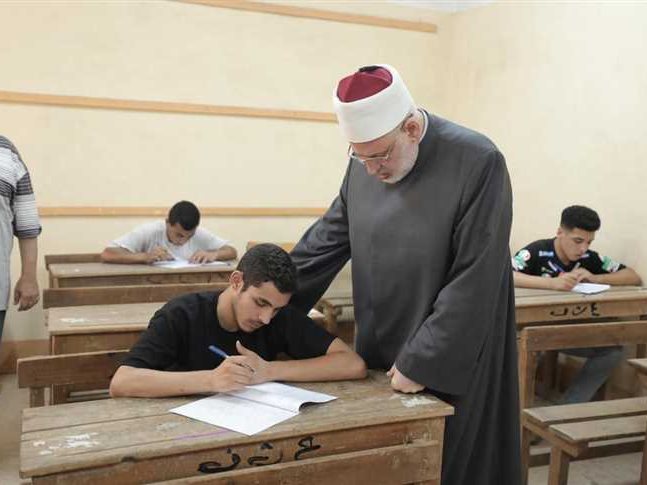 طلاب الثانوية الأزهرية