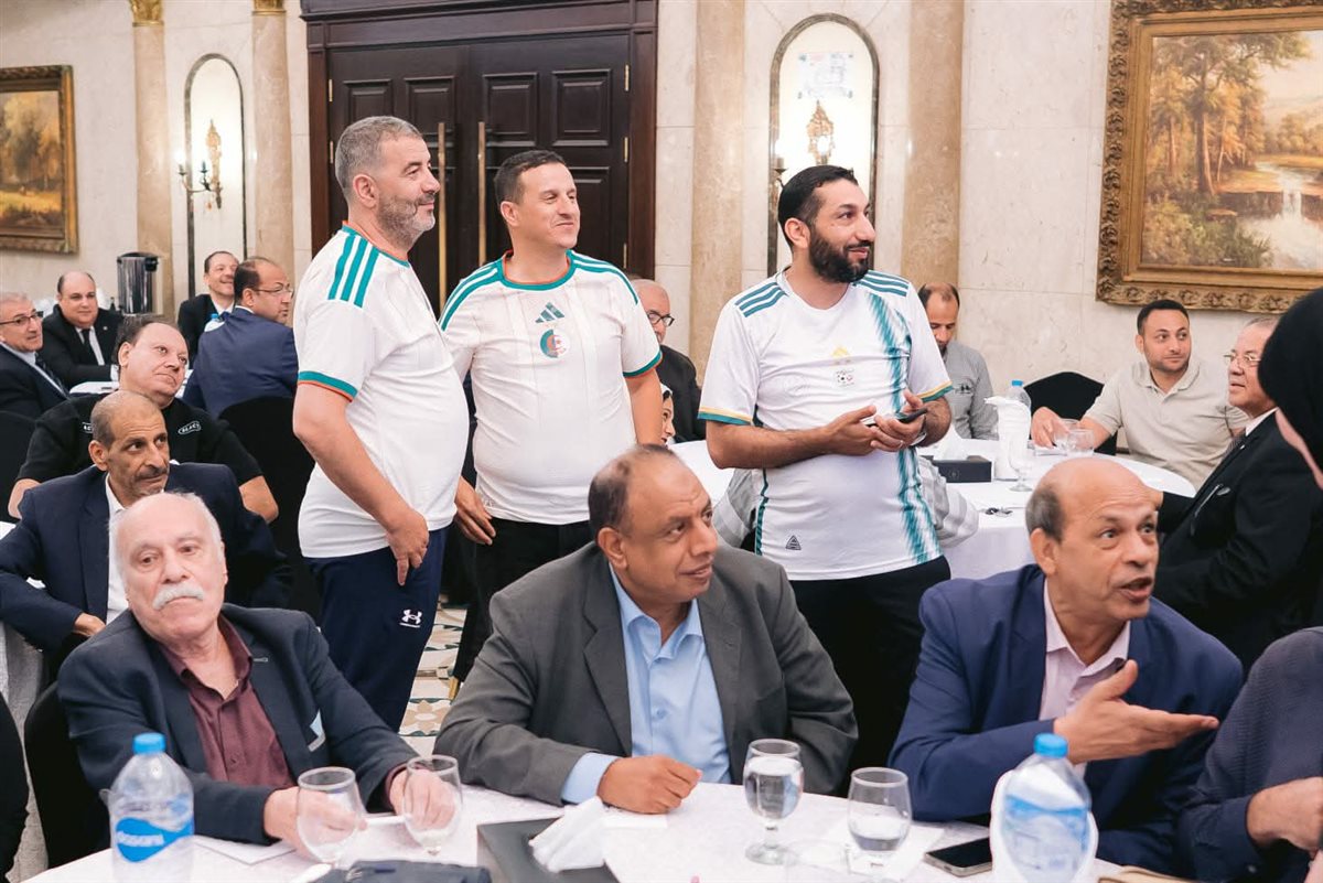 جانب من الحضور لمناقشة كتاب قصة كفاح ونجاح عنان الجلالي
