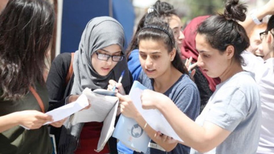 طلاب الثانوية العامة&nbsp;