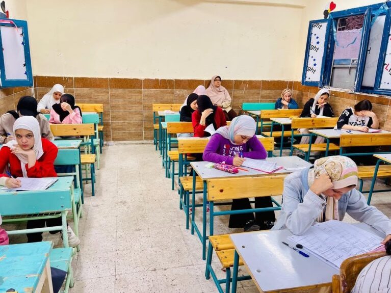 طلاب الثانوية العامة