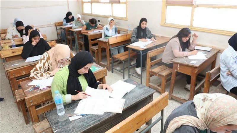 طلاب الثانوية العامة&nbsp;