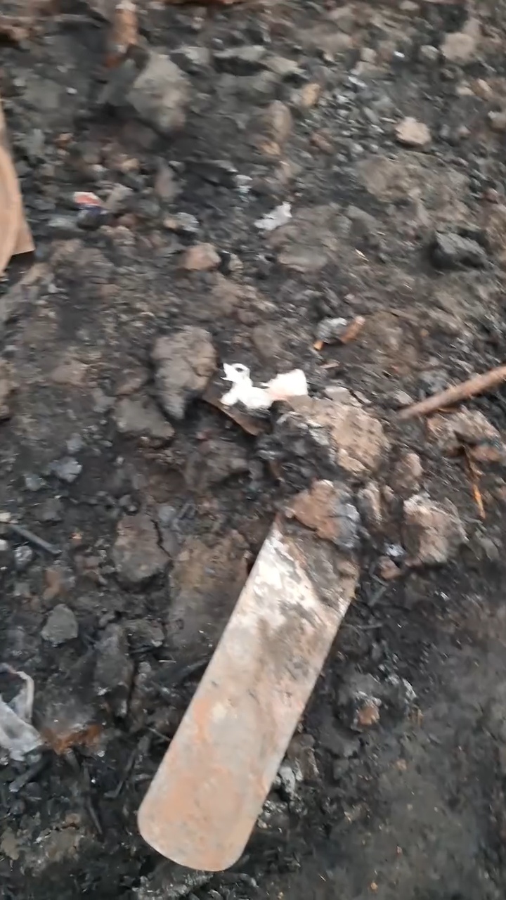مواطن يشعل النيران في منزل جاره بقنا