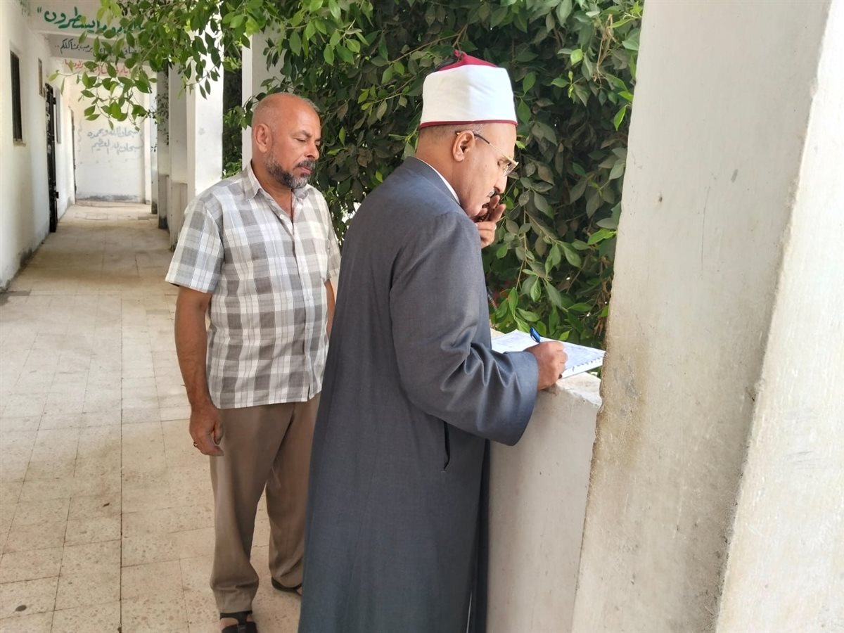 جولة رئيس منطقة الإسماعيلية بمعهد المنشية