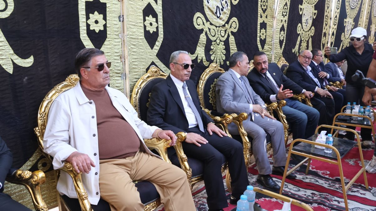 محافظا الإسماعيلية والشرقية يقدمان واجب العزاء في ضحايا حادث طريق الدواويس