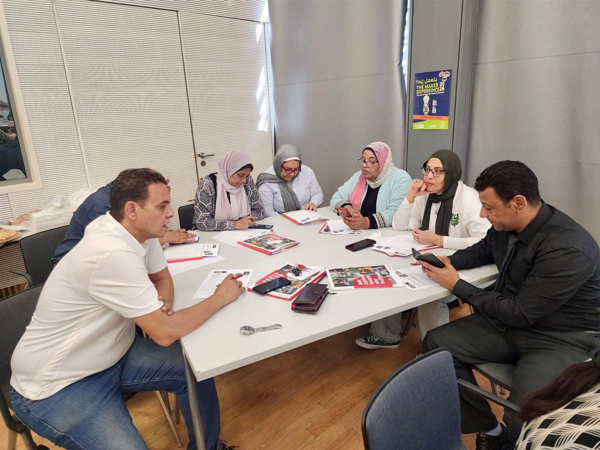 تدريب معلمي اللغة الألمانية على كتاب Dabei