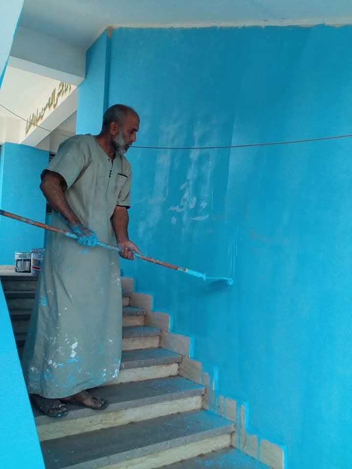 الشناوي نصر عمار مدير المدرسة النقاش