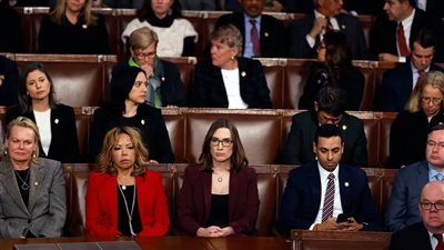 هاريس توثق هزيمتها أمام ترامب.. ماذا حدث في الكونجرس؟