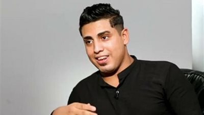 التيك توكر «كروان مشاكل» على الأسفلت بعد إخلاء سبيله