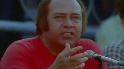 ميمي الشربيني.. رحلة من المستطيل الأخضر إلى الشاشة الفضية