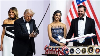 ترامب يختبر حدود السلطة الرئاسية بسلسلة قرارات جدليّة 