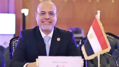 وزير العمل يعتمد صرف 2.3 مليون جنيه تعويضات جديدة للعمالة غير المنتظمة