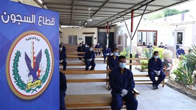 السجون من عقوبة إلى مصدر رزق.. تأهيل النزلاء نفسيا ومهنيا للاندماج في المجتمع 