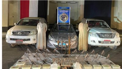 سقوط تشكيل بحوزته ترسانة أسلحة ومخدرات بـ 40 مليون جنيه فى قنا