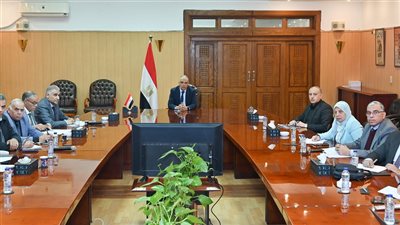 وزير الري: تدريب المهندسين والفنيين على تشغيل وصيانة محطات المعالجة المتطورة 