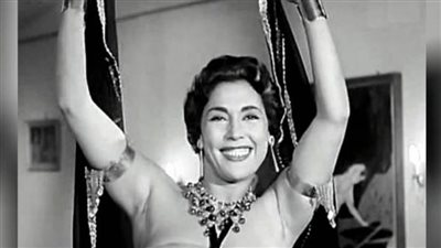 من الحجاب إلى المدارس.. أين تذهب الراقصات في مصر بعد الاعتزال؟