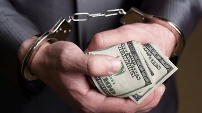 مدير مخزن يعترف باختلاس مليون جنيه وخسارتها في المراهنات.. نص أقواله