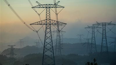 رقم قياسي جديد في استهلاك الكهرباء.. والشبكة القومية تصمد أمام الأحمال غير المسبوقة