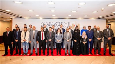 البنك المركزي المصري يستقبل وفدًا من نظيره اليمنى للتعرف على التجربة المصرية 