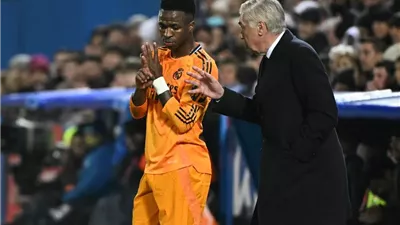 أنشيلوتي يدافع عن مودريتش بعد هجوم فينيسيوس: 